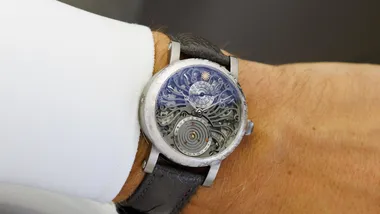 Зображення monochrome-watches.com