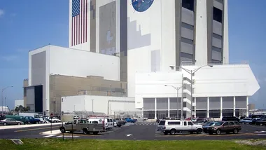 Зображення MrMiscellanious, Wikipedia