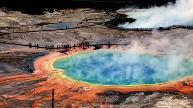 Гарячі джерела в Єллоустонському національному парку. Фото FAN DENG