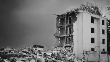 Зображення Sarah Crego