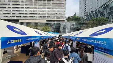 Фото JOYCE ZK LIM